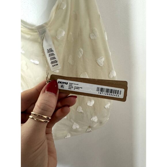 SKIMS RARE Velvet Sheer Cami - Picture 2 of 3